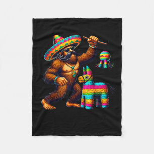 Cobertor De Velo Bigfoot Pinata Cinco De Mayo Mexicano Sasquatch Cr