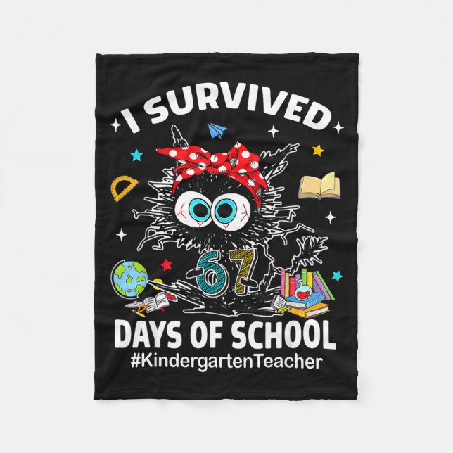 Cobertor De Velo Black Cat I Survived 67 Days Of School Kindergarte (Frente)