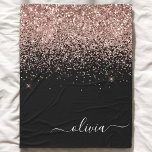 Cobertor De Velo Brilho Rosa Dourado Rosa Glitter Monograma Feminin<br><div class="desc">Rosa Dourado - Cobertor de Fleece com Nome e Inicial em Rosa de Borla e Brilho Preto. Isso torna o presente perfeito para aniversário de 16 anos, casamento, chá de noiva, aniversário de casamento, chá de bebê ou festa de despedida de solteira para alguém que ama luxo e estilos chiques....</div>