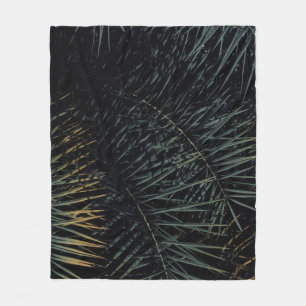 COBERTOR DE VELO BROWN AND GREEN PLANT LEAVES