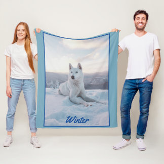 Cobertor De Velo Cachorro Rouco branco entortando na neve