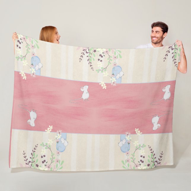 Cobertor De Velo Camundongos Brancos em Casa Brancos (In Situ)