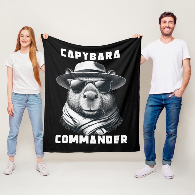 Cobertor De Velo Capivara Com Óculos De Sol Capy Comandante (In Situ)
