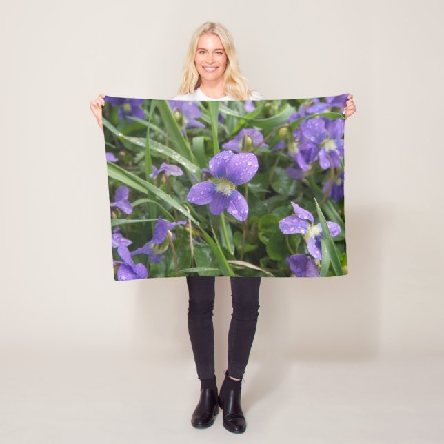 Cobertor De Velo Cobertura chuvosa pequena das violetas (In Situ)