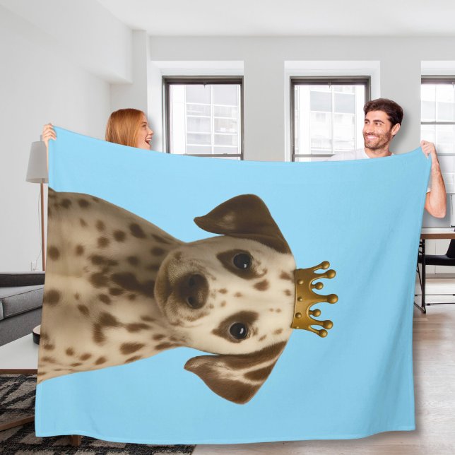 Cobertor De Velo Cupido Dalmático em Dourada Coroa (Dalmatian Puppy in Gold Crown Cute Fleece Blanket
by Ricaso. Brown spotted dally pup dog on blue)