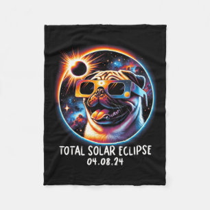 Cobertor De Velo Eclipse Pug Vestindo Gles Pet 8 de abril de 2024
