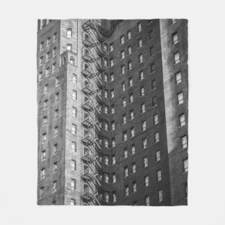COBERTOR DE VELO EDIFÍCIOS CONCRETOS DE CINZAS E NEGROS