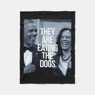 Cobertor De Velo Eles Estão Comendo Os Cães.