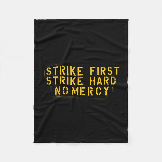 Cobertor De Velo Estêncil de Slogan Cobra Kai (Frente)