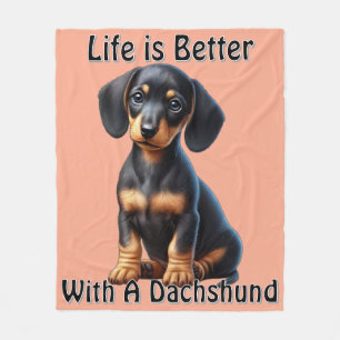 Cobertor De Velo Filhote de Dachshund Sentado e Olhando com Inocênc
