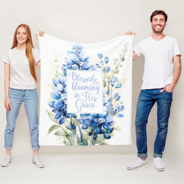 Cobertor De Velo Flece Blanket Abençoado e Blooming Bluebonnet (Blessed and Blooming in His Grace Bluebonnet Christian Easter Fleece Blanket)