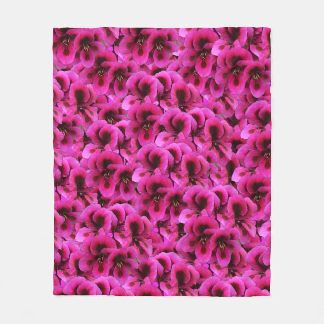 Cobertor De Velo Flores De Magenta De Gerânio, Cobertura Média De F (Frente)