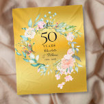 Cobertor De Velo Folha de Ouro Floral de Casamento de 50 anos de Ou<br><div class="desc">Apresentando uma delicada camada floral de aquarela em um fundo de película dourada,  este cobertor botânico de 50º aniversário de casamento keepape fleece pode ser personalizado com suas informações especiais de aniversário em tipografia elegante. Projetado por Thisnotme©</div>
