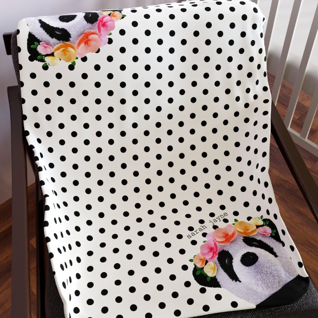 Cobertor De Velo Folheto Personalizado de Folheto de Bolinhas do Ur (Pandas and polka dots go together like pandas and polka dots. Add the name of your little bear)