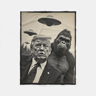 Cobertor De Velo Foto engraçada de Trump com Pé Grande e UFOs de al