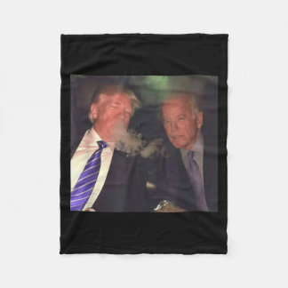 Cobertor De Velo Funny Trump And Biden Smoking 