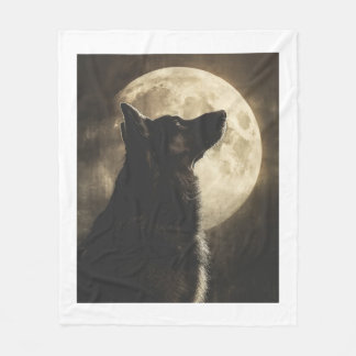 Cobertor De Velo German shepherd Gritando na Lua