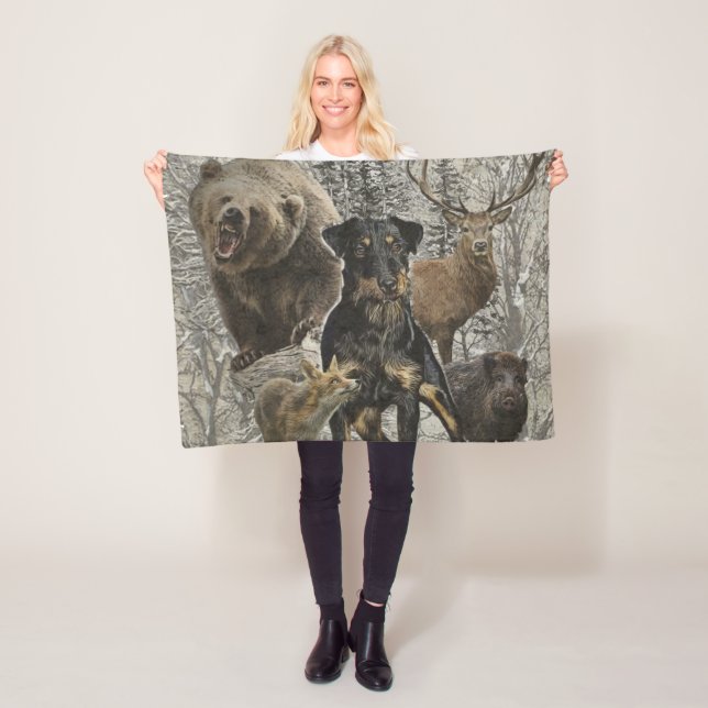 Cobertor De Velo Jagdterrier, Caro Beast v. Pho Paperweight Renbrad (In Situ)