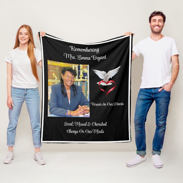 Cobertor De Velo Memorial Amado, Desaparecido e Encarnecido (In Situ)