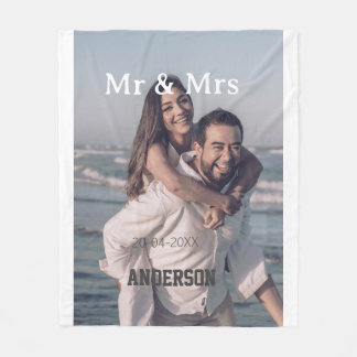 Cobertor De Velo Mr & Mrs add family name photo date wedding family