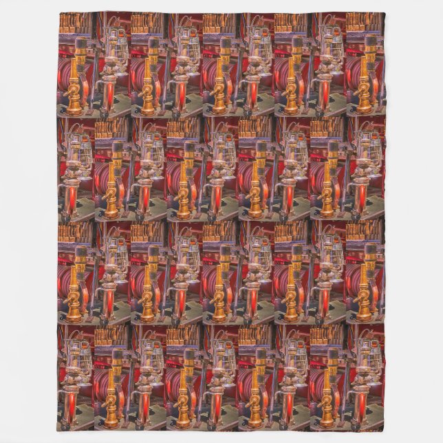 Cobertor De Velo No Velho Caminhão de Fogo (Frente)