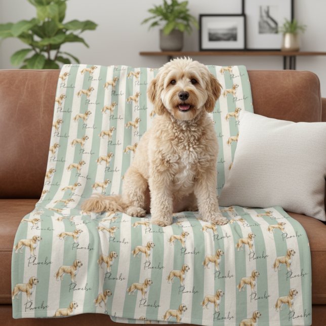 Cobertor De Velo Nome de Pet do Ouro de Faixa Verde Personalizado (Get cozy with this "Custom Green Stripe Golden Doodle Pet Name Fleece Blanket"!)
