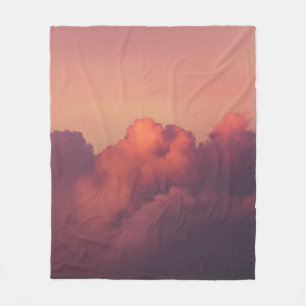 COBERTOR DE VELO NUVENS BRANCAS E CÉU AZUL