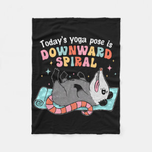 Cobertor De Velo O Pose de Yoga de Hoje é o Design de Gambá em Espi