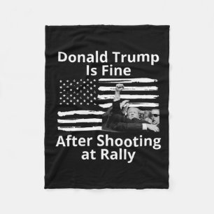 Cobertor De Velo O Trump Está Bem Depois De Atirar No Rally
