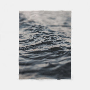 Cobertor De Velo Oceano ondulado durante o dia