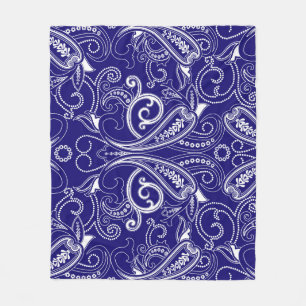 Cobertor De Velo Paisley monocromo: elegância azul e branca.