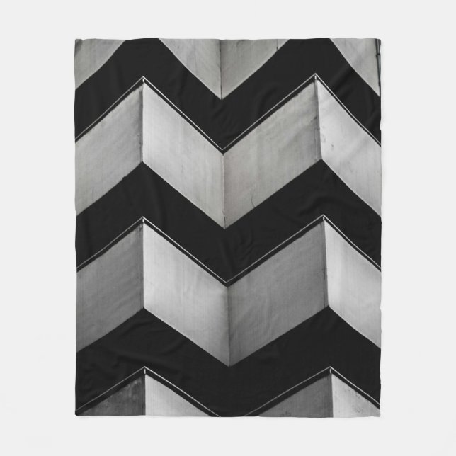 COBERTOR DE VELO PAPEL DE PAREDE CHEVRON PRETO E BRANCO (Frente)