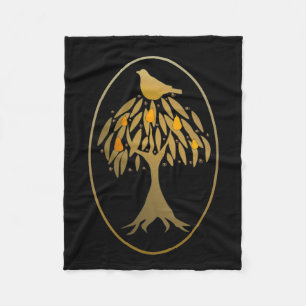 Cobertor De Velo Partucho em uma árvore de pera Dourada