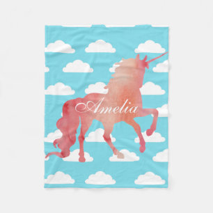 COBERTOR DE VELO PEGA WATERCOLOR UNICORN COM NUVENS AZUIS