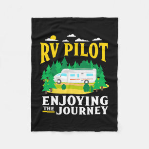 Cobertor De Velo Piloto de rv masculino curtindo a viagem camping e