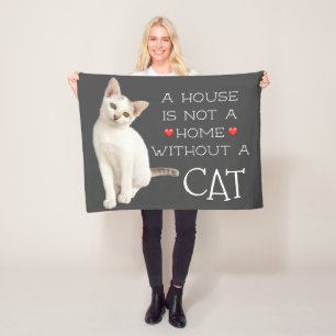 Cobertor De Velo Uma Casa Não Um Gato Branco Em Casa