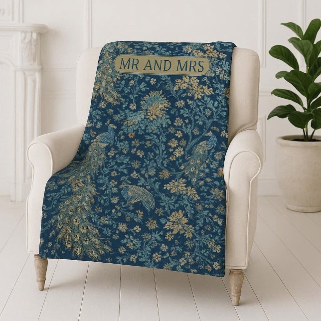 Cobertor De Velo William Morris Inspired Peacock Couple Mr and Mrs  (William Morris Inspired Peacock Couple Mr and Mrs Fleece Blanket)