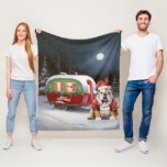 Cobertor De Velo Winter Bulldog Caravan Christmas Adventure<br><div class="desc">Adotar a magia de uma noite de inverno nevada enquanto uma caravana desliza graciosamente através da paisagem iluminada pela lua. A beleza serena da neve escutadora e o brilho encantador da lua criam uma cena cativante,  prometendo uma aventura inesquecível de Natal cheia de calor,  alegria e memórias queridas.</div>