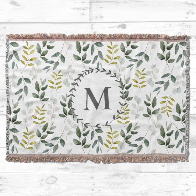 Cobertor Folhas Tropicais de Eucalipto Verde Monogramadas (In situ on wood)