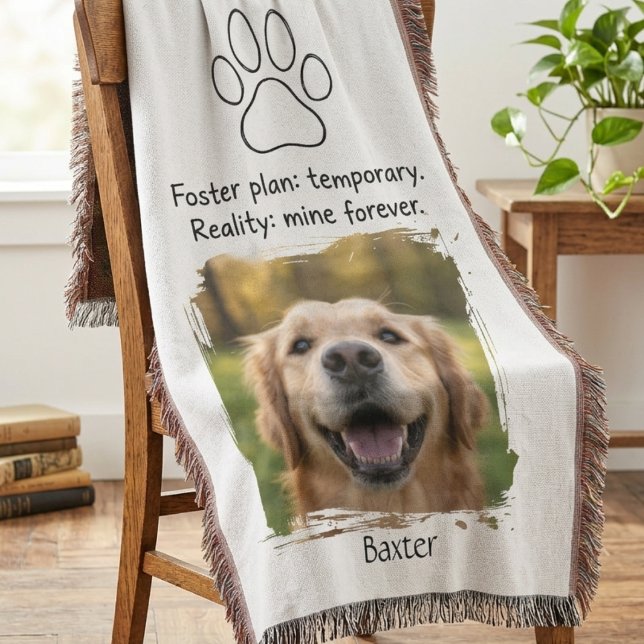Cobertor Foto de Impressão de Pata de Adoção Falhada (A dog photo featured on this woven design, a perfect keepsake for a new pet parent’s gotcha day.)