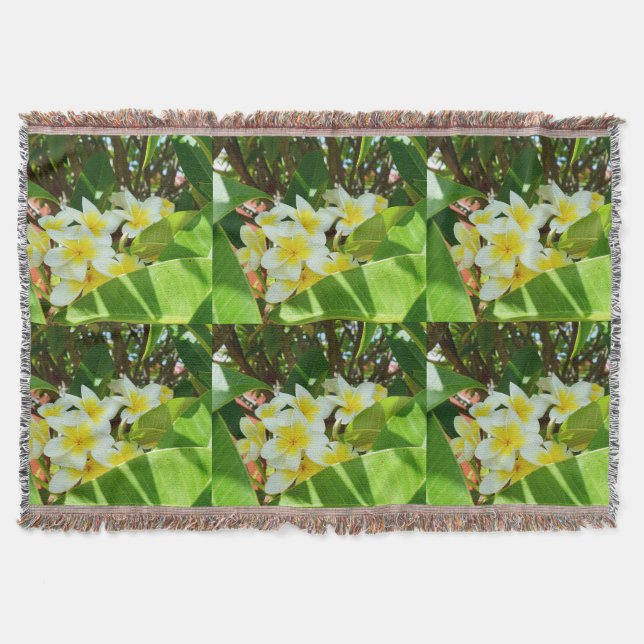 Cobertor Frangipanis Amarelos Crescendo Em Uma Árvore, (Frente)