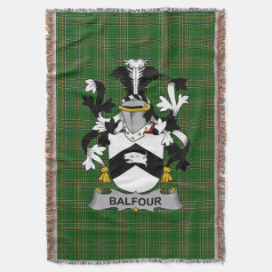 Cobertor Irish Balfour, Casaco do Serviço Familiar de Armas