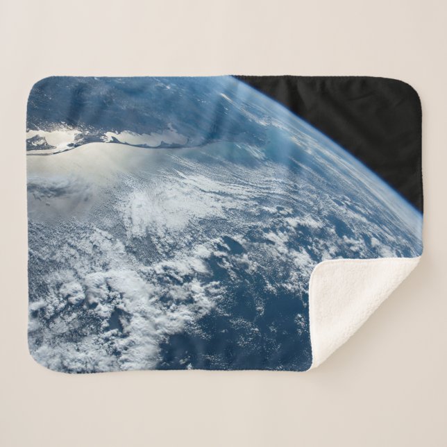 Cobertor Sherpa A Ponta Do Sul Do Brasil Bordo Do Uruguai. (Frente (Horizontal))