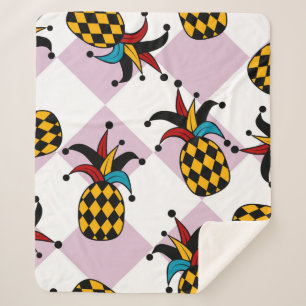 Cobertor Sherpa Abacaxi estilizado. Chapéu e Rhombus Harlequin. M