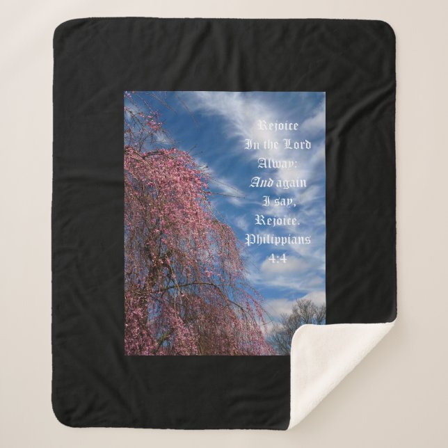 Cobertor Sherpa April Sky with Philippians 4:4 (Frente)