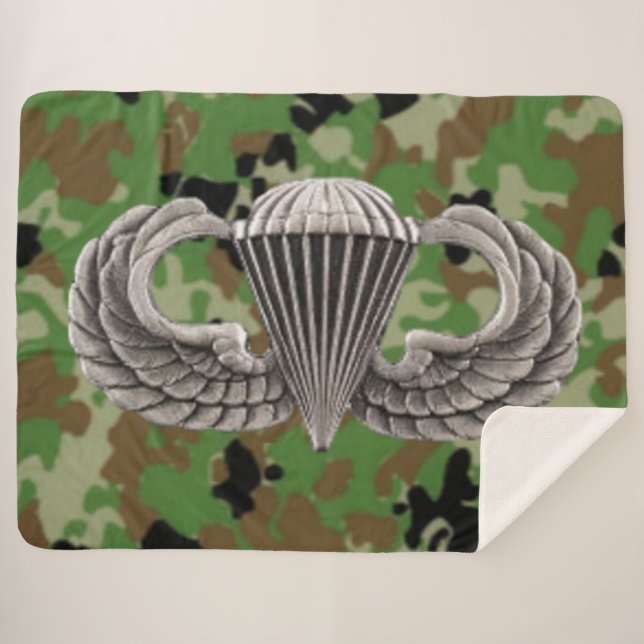 COBERTOR SHERPA ASAS DE PRATA (Frente (Horizontal))