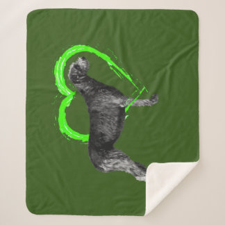 Cobertor Sherpa Black Irish Wolfhound Green Heart