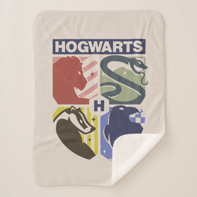 Cobertor Sherpa Brasão Estampado Vintage HOGWARTS™ (Frente)