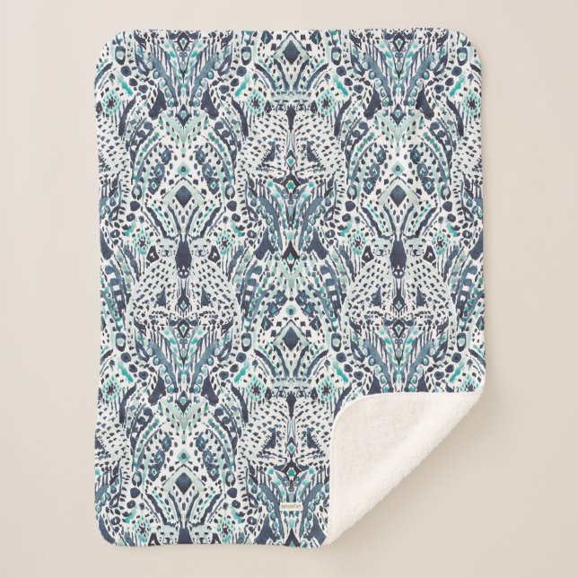 Cobertor Sherpa CHEETAH FRIEND Ikat Tribal Indigo Blue (Frente)