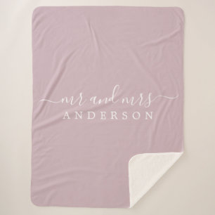 Cobertor Sherpa Chic Newlywn Sr. Pastel Purple Monograma